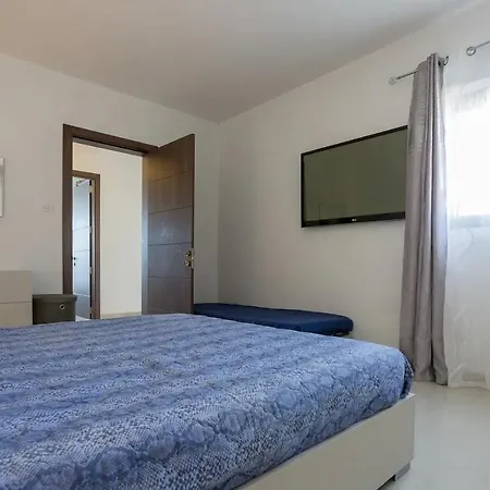 Modern With Terrace And Great Views Appartamento *