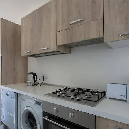 Modern With Terrace And Great Views *