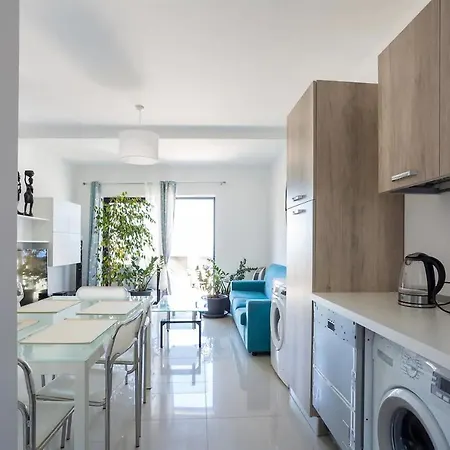 Modern With Terrace And Great Views